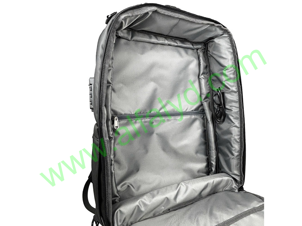 Klip Xtreme - Notebook carrying backpack - 17" - Polyester - Black - Travel Water resistant - Imagen 3